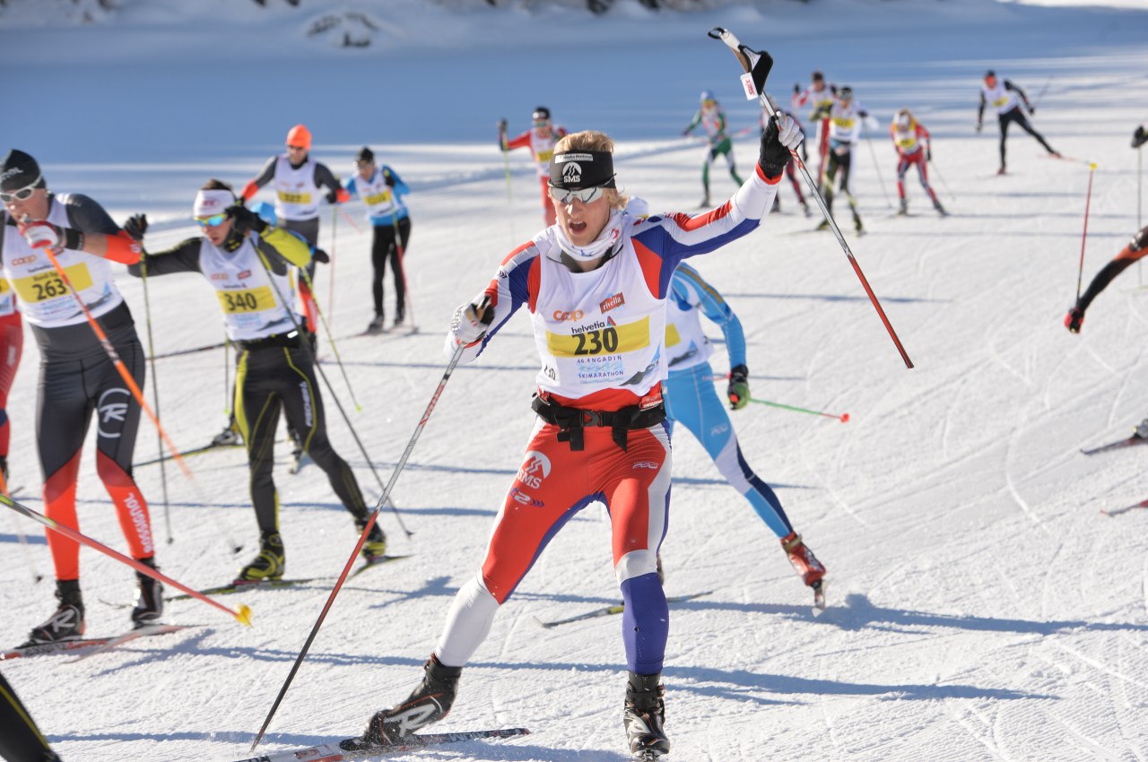 At 7k, my pole snapped unexpectedly.  Everyone I asked refused to give me a replacement (I can't blame them - how would they ever get it back!) so I ended up waving the broken stub above my head while no pole skating with the lead pack.  I hung on for maybe 4k before my legs flooded and I dropped off.   